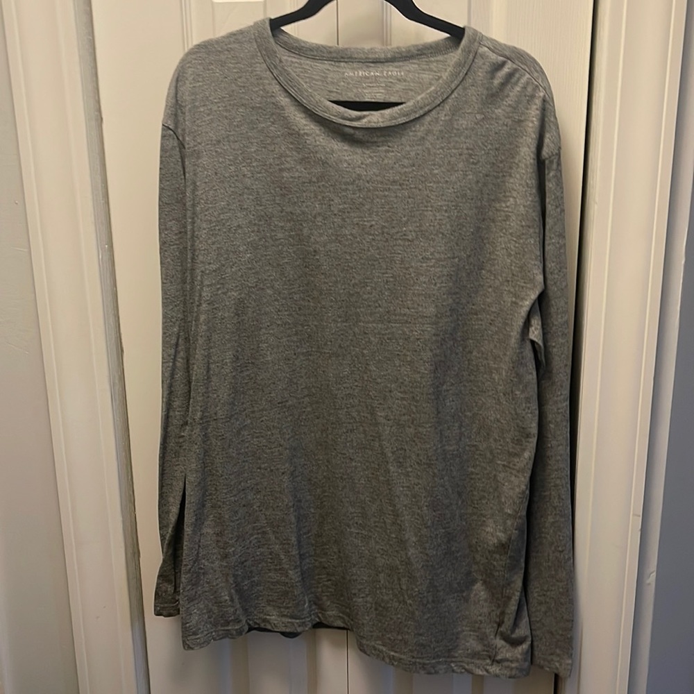 AE long sleeve Tee